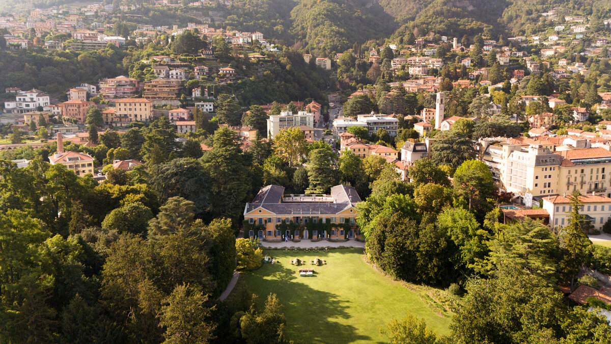 Destination Wedding Lake Como Welcome Party at @villaerba_antica_gastel Alejandra Poupel0