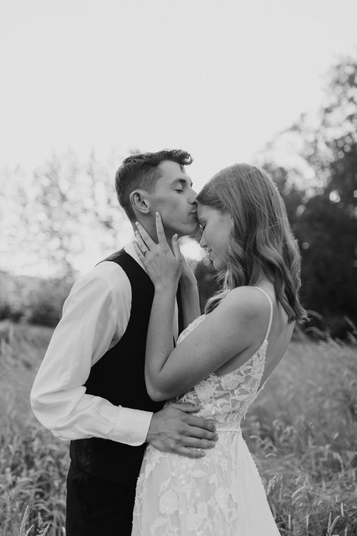 GreenVillaBarnWedding
