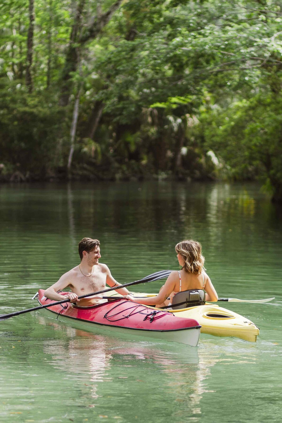 11-couple-kayaking-weeki-wachi