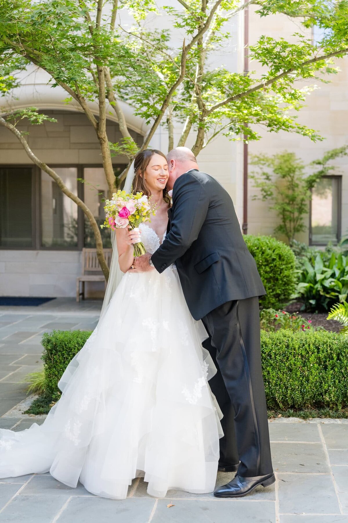 Elli-Row-Photography-Swan-House-Wedding_1293