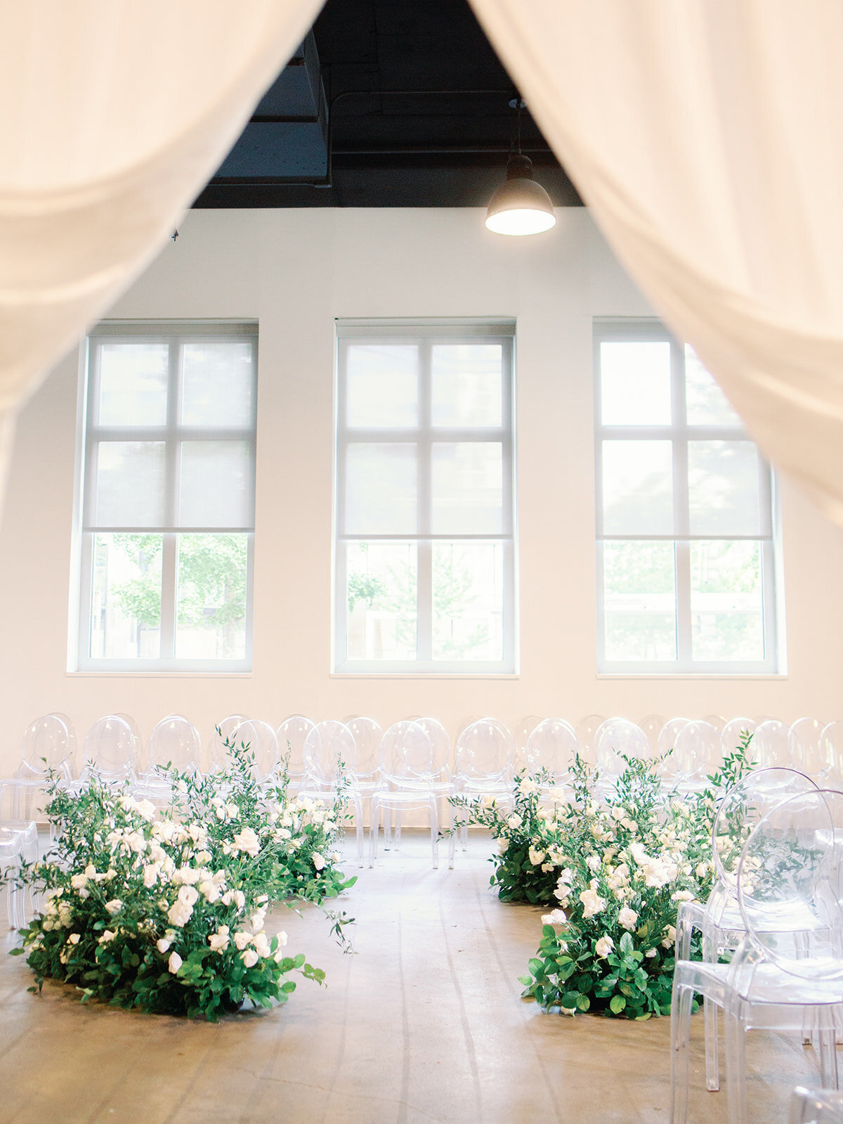 M+D_The Showroom_Washington DC_Luxury_Wedding_Photo_Clear Sky Images-22