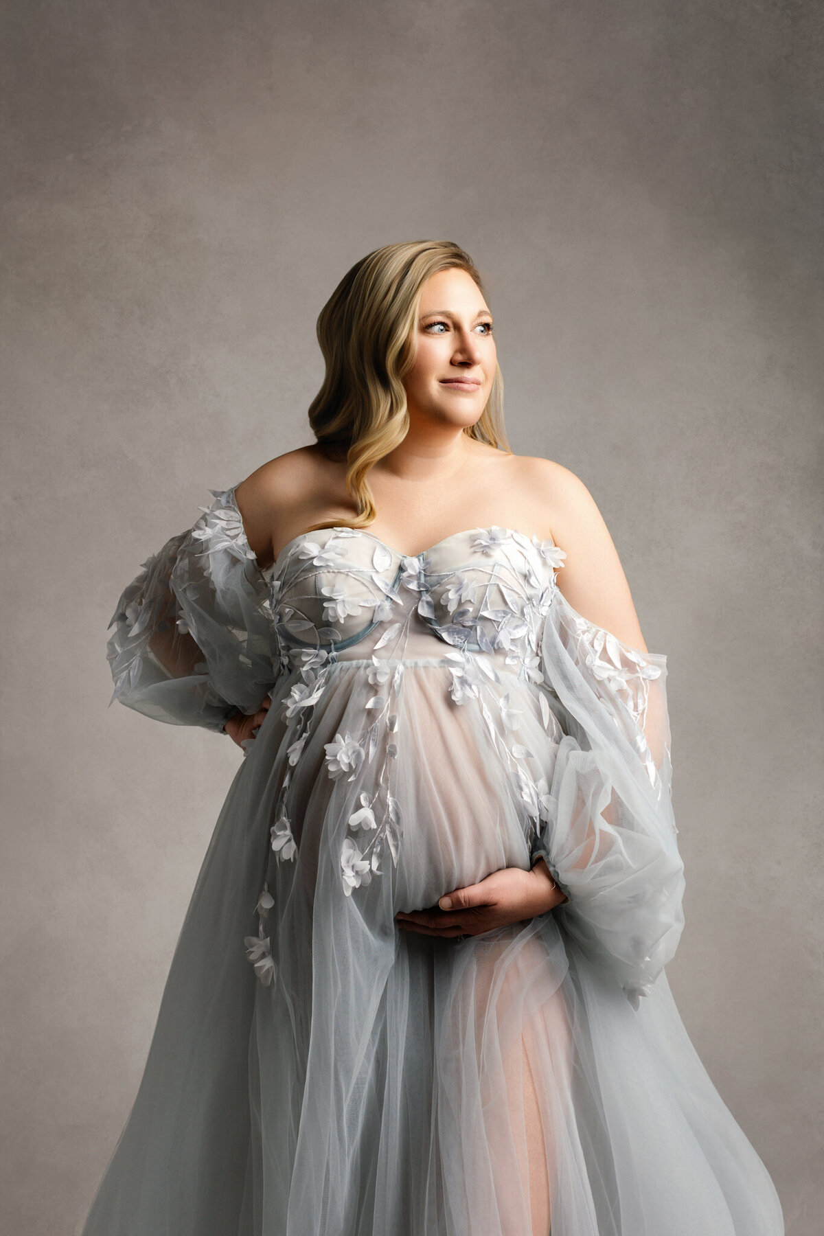 NW Arkansas maternity photographer, maternity photography near me, maternity portraits NW Arkansas, pregnancy photoshoot near me