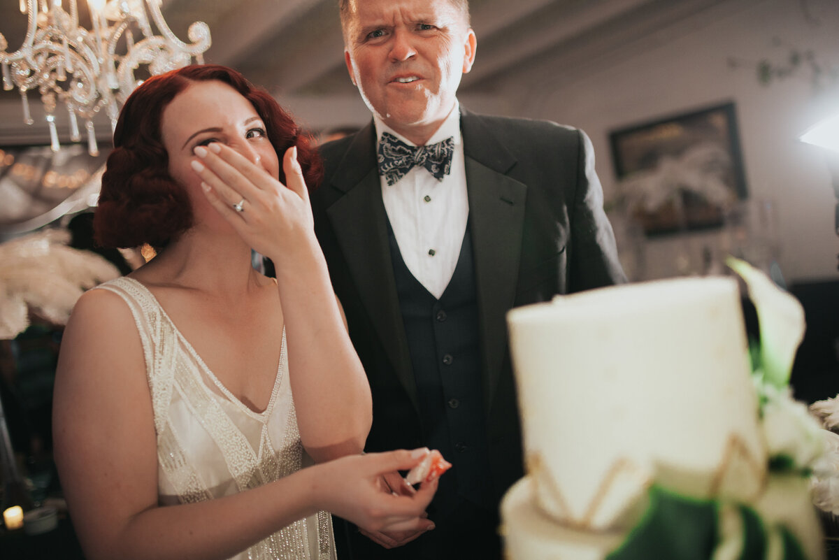 Reception-Arizona-Wedding-Photographer-Iowa_wedding_photographer-Bakyard-wedding-vintage-bride-Alaynna-Ann_Schwartz-Playlife-46