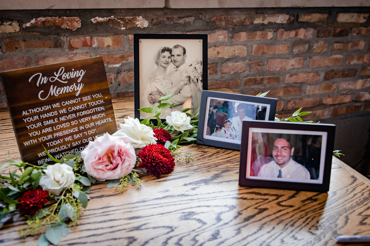 weddingMemory table