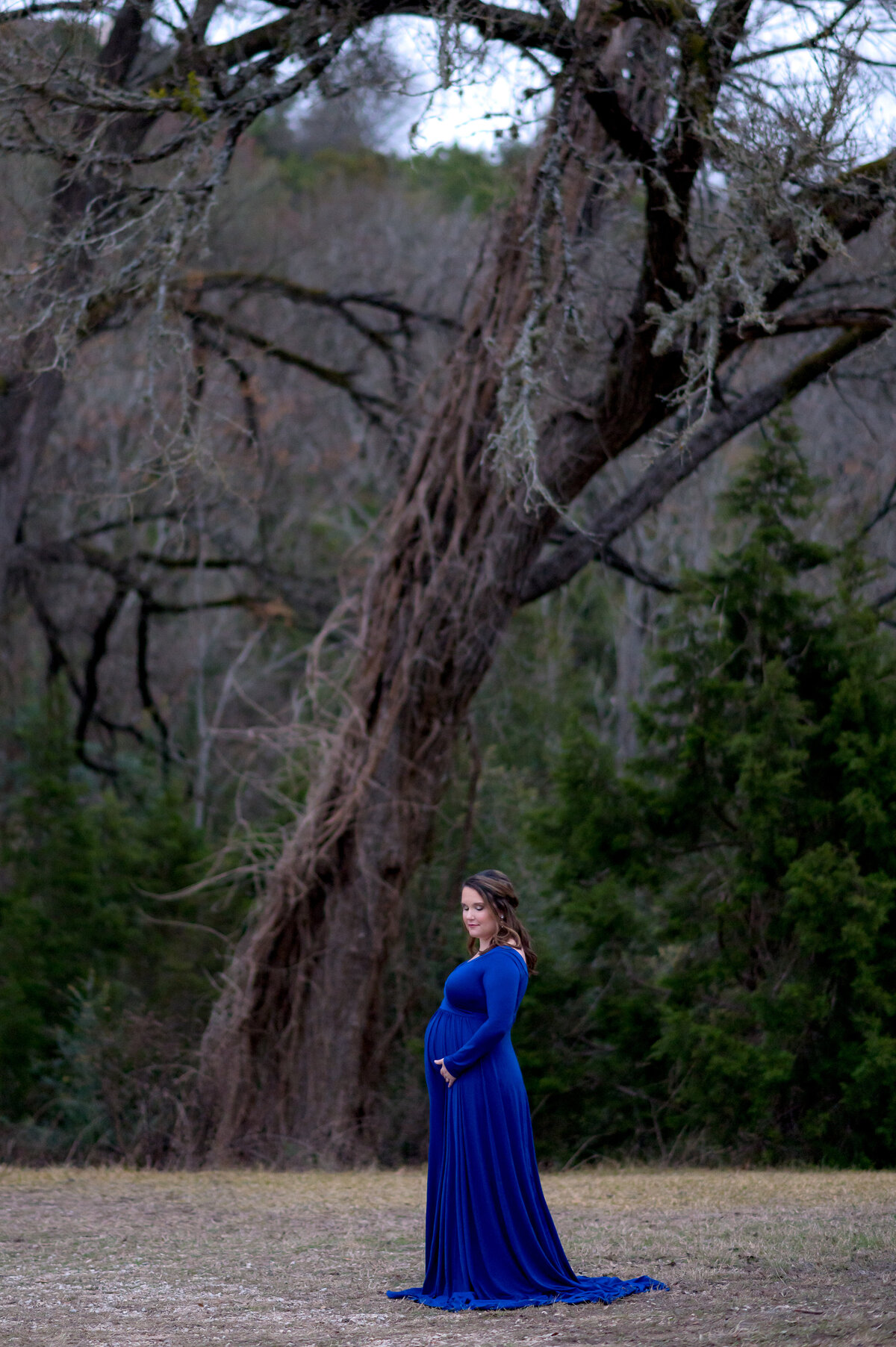 best-maternity-photographer-austin-hello-photography