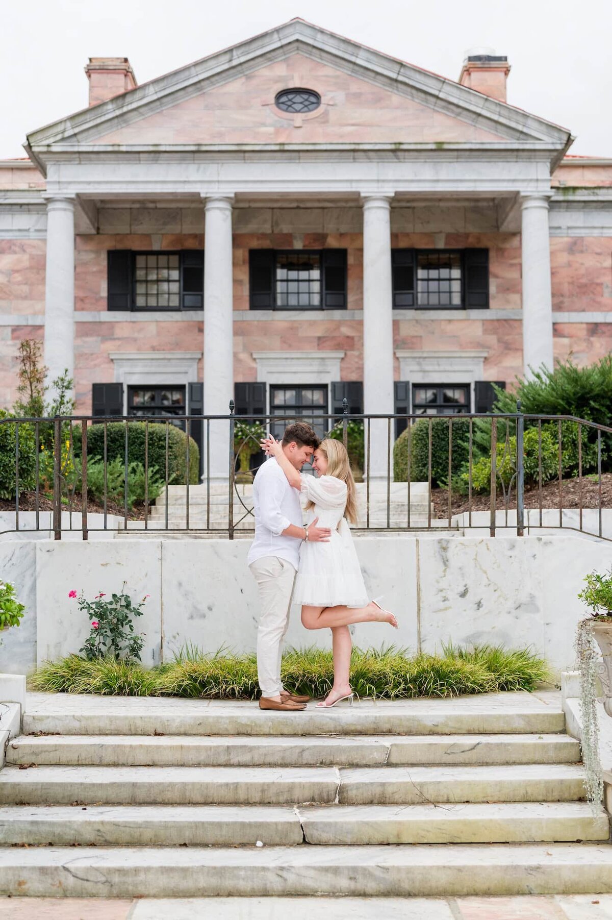 Elli-Row-Photography-Tate-House-Engagement_1390