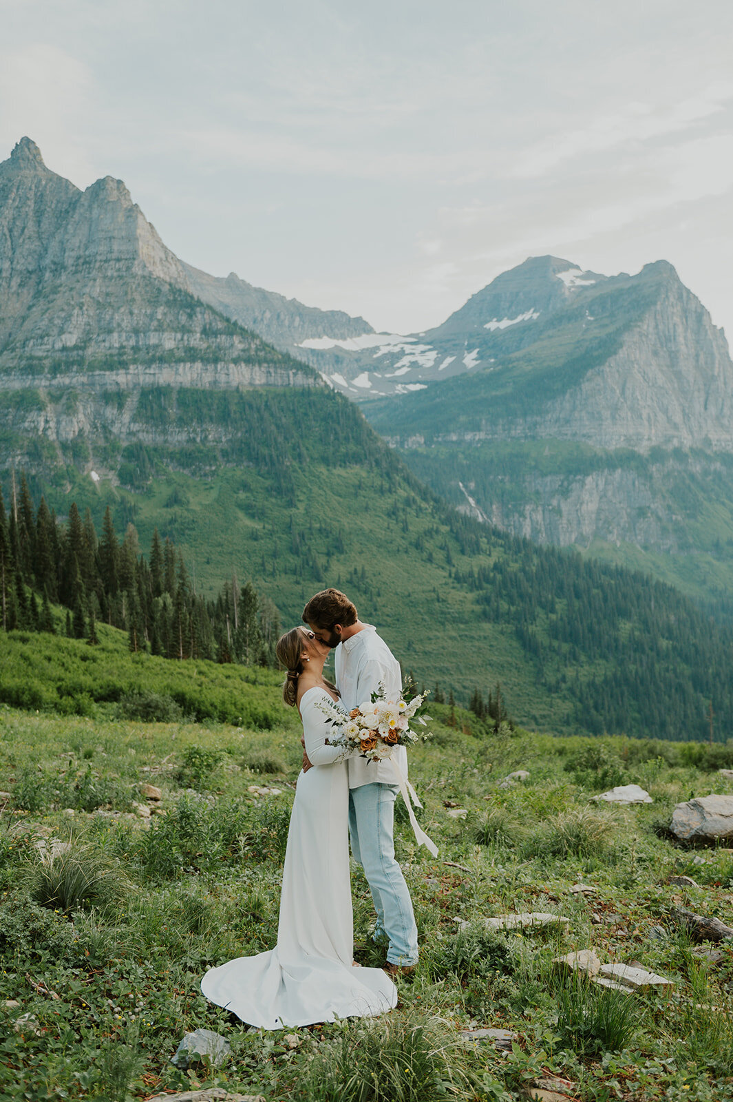 presley-gray-glacier-national-park-elegant-elopement-1553