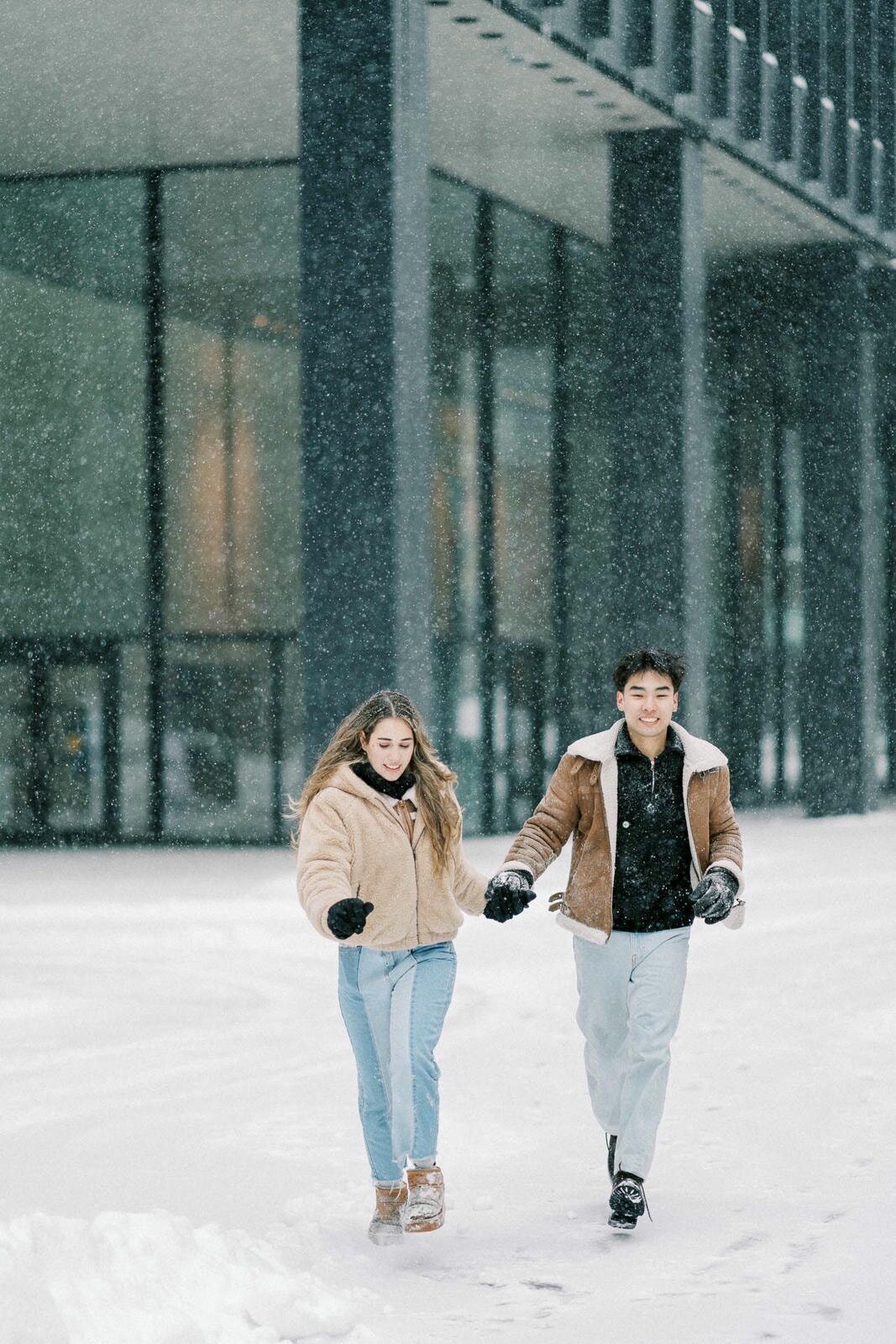 E10-Winter-snowy-engagement-photoshoot-in-Toronto-Zhan-and-Tina-2025-02-16-2500px-1085