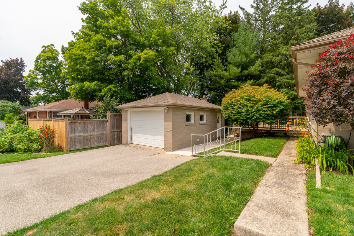 053-32Elginfield-53