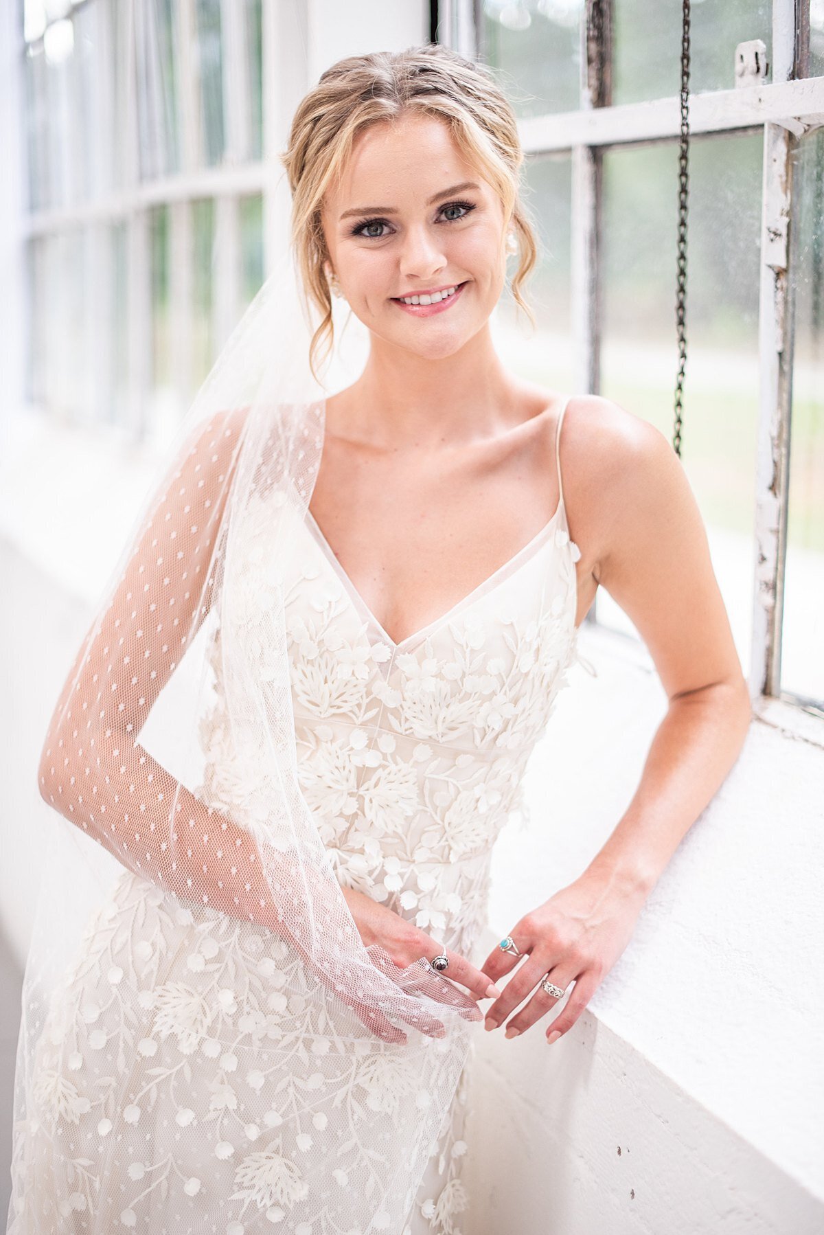 bride-white-yellow-greenville-sc-nc
