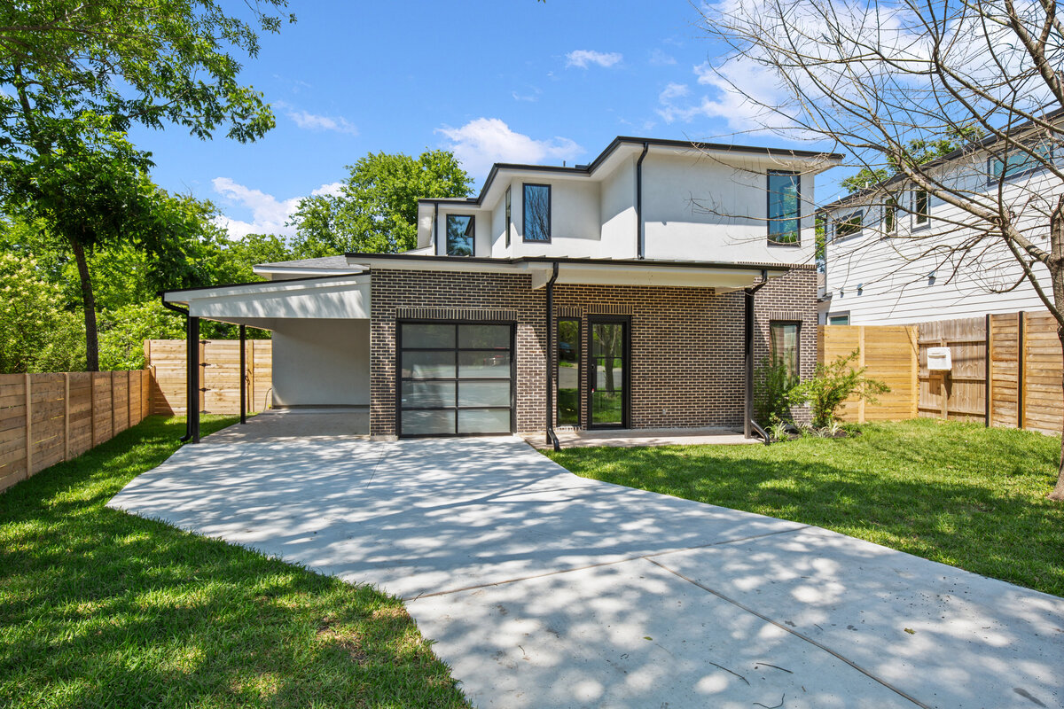 1004-audrey-court-exterior-1