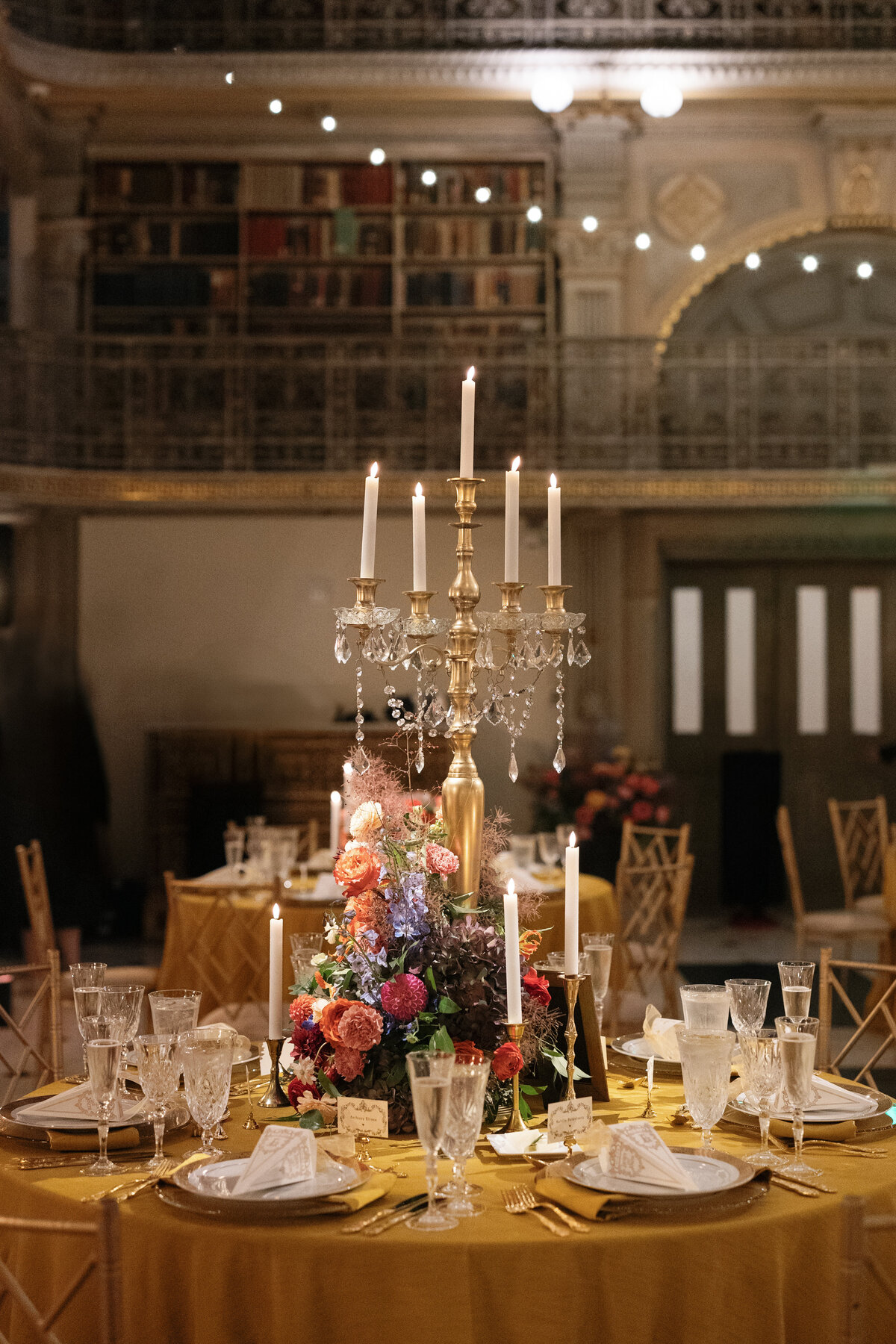 Peabody-Library-Editorial-Painterly-Wedding-1