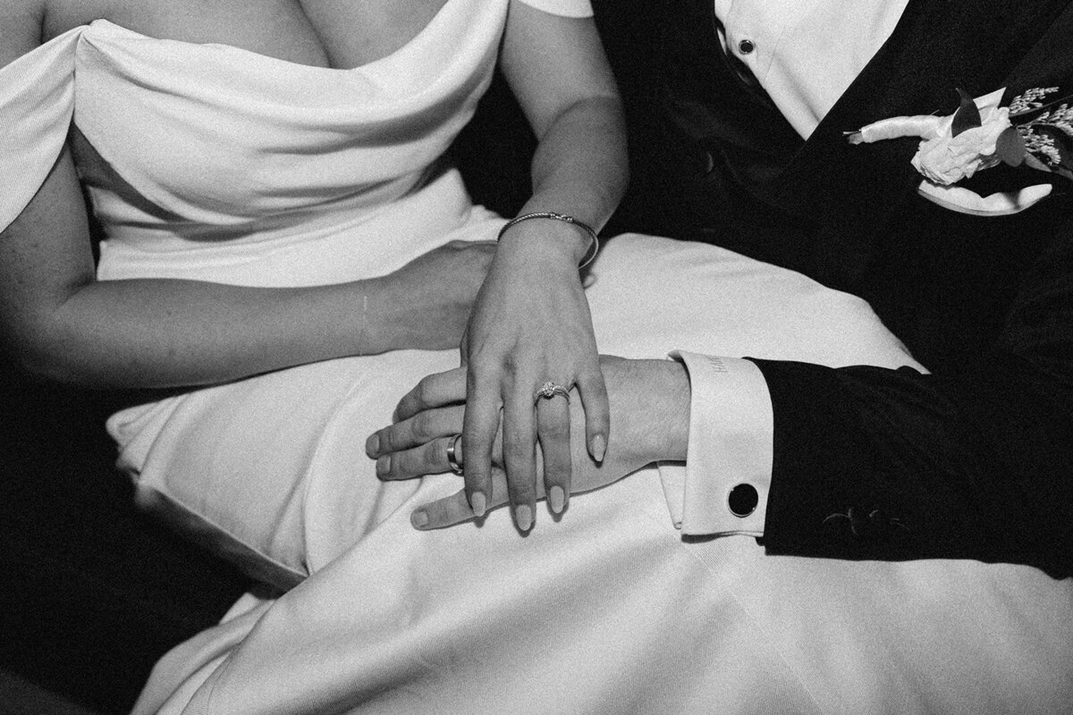 Chicago-Wedding-Photography-by-Artists-and-Stories-Union-Station-Portraits (25 of 126)