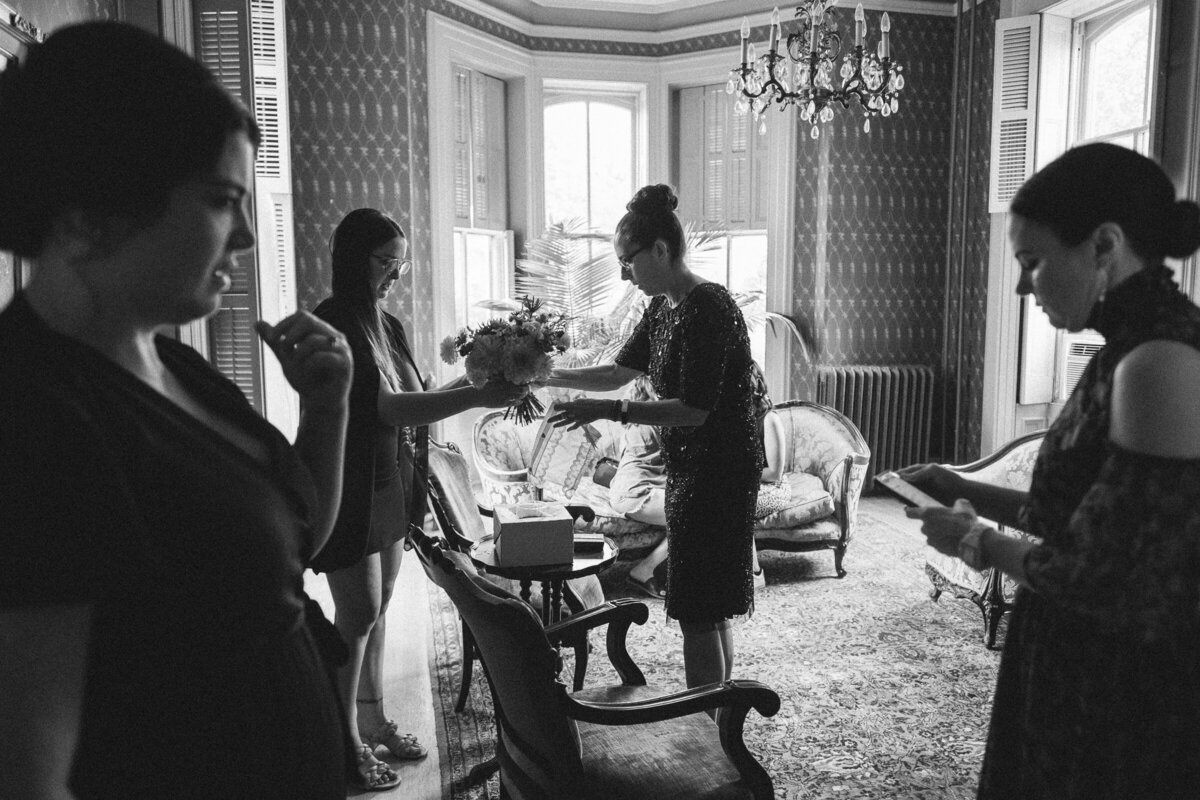 documentary photographer garden greenhouse wedding-6