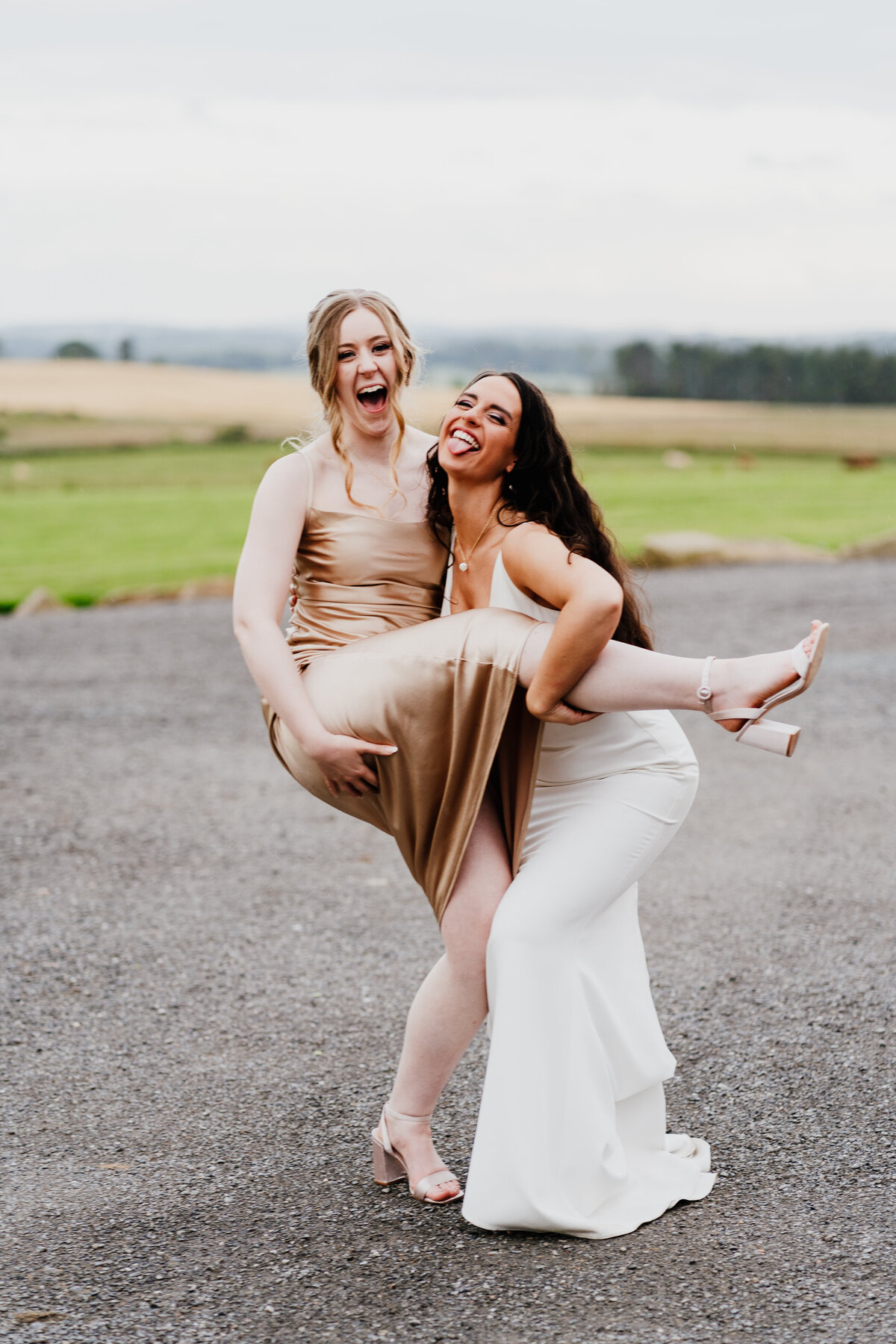 Danielle-Leslie-Photography-2023-Alternative-Scotland-Wedding-Photographer-Cousins-Previews-0101
