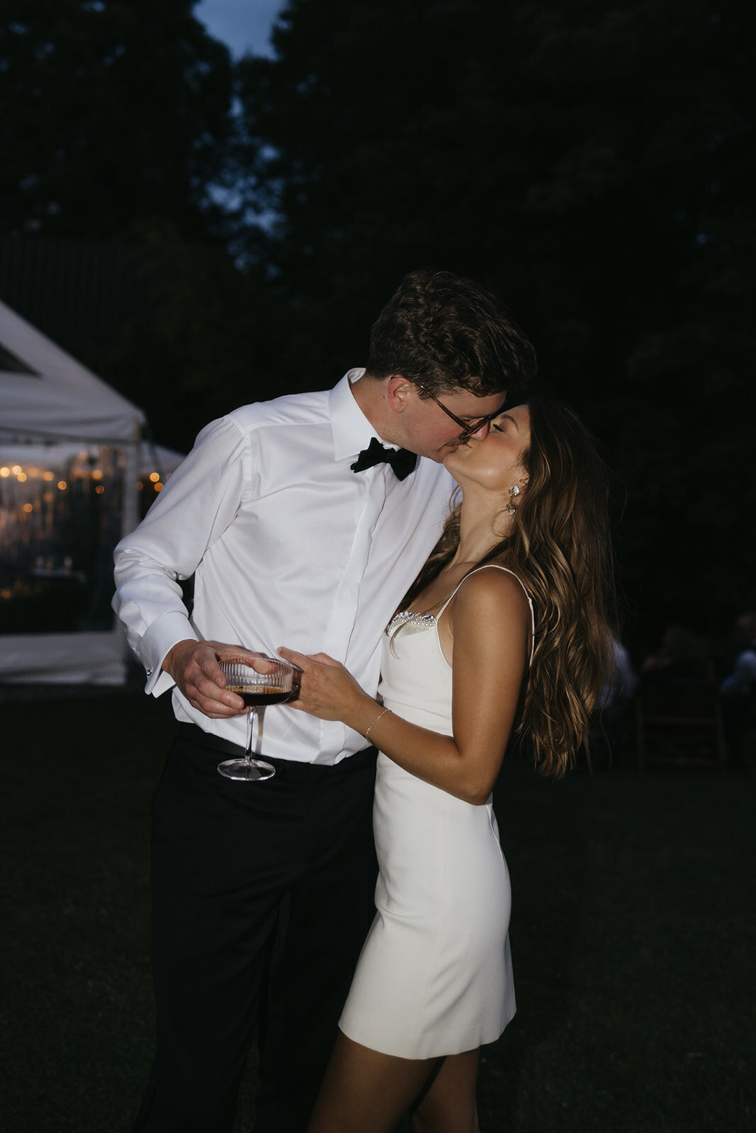 the-griffin-house-hood-river-wedding-photos-e+j-5089