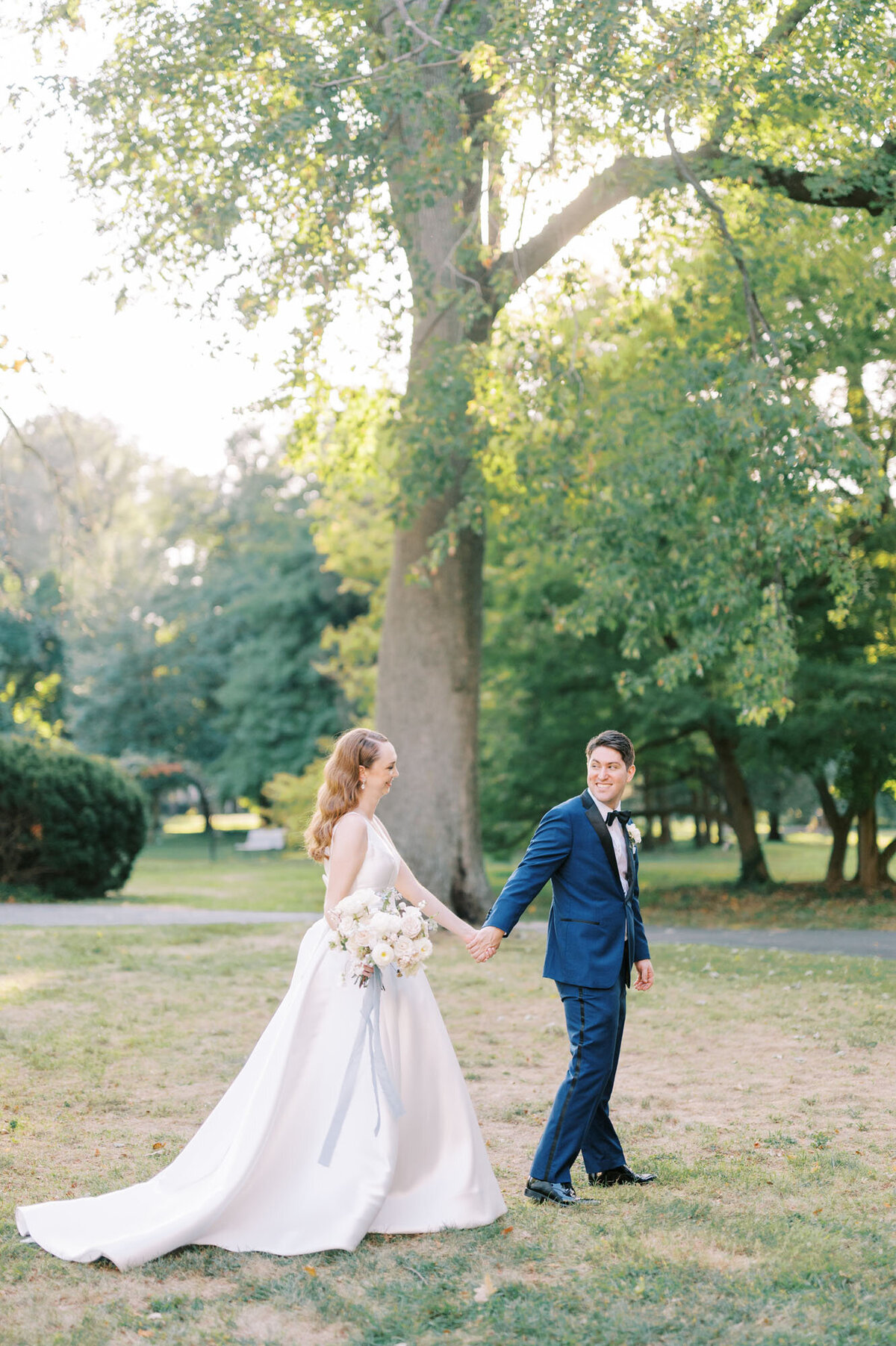 jaclyn-fisher-events-planning-romantic-riverfront-garden-wedding-in-philadelphia-51