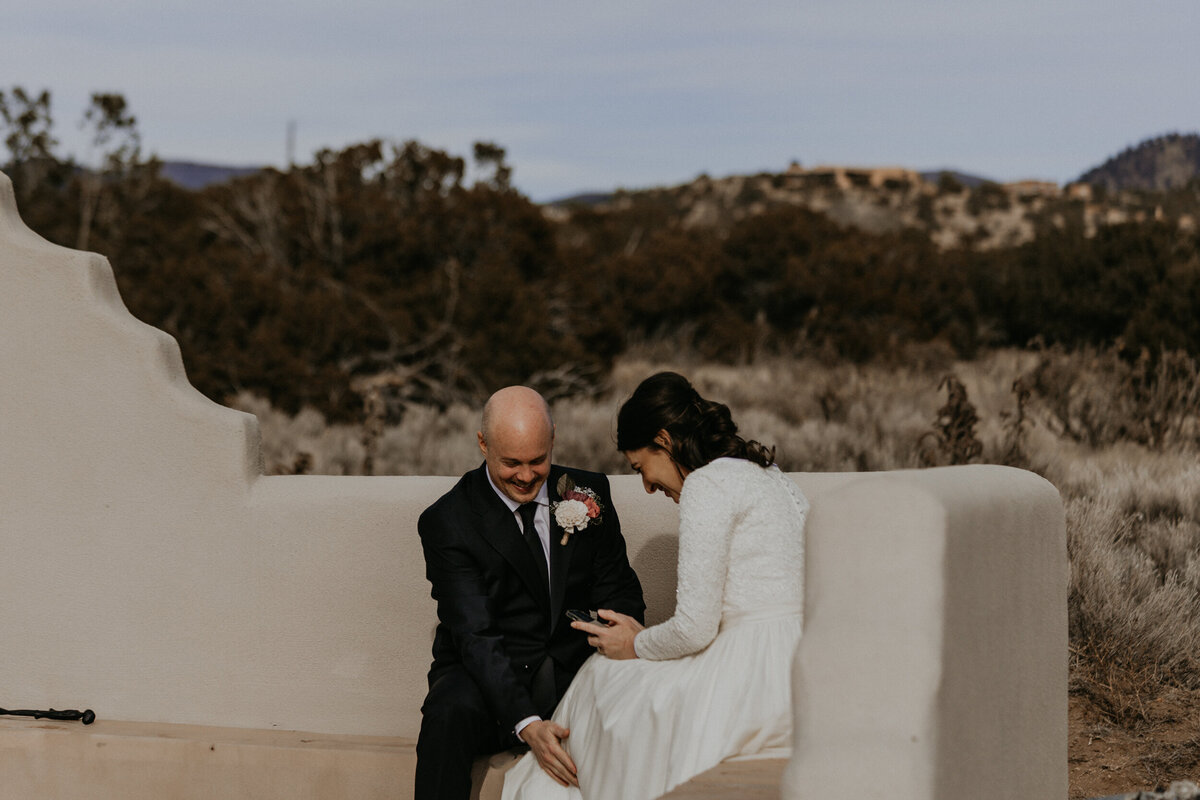 air-bnb-intimate-wedding-santa-fe-new-mexico-16