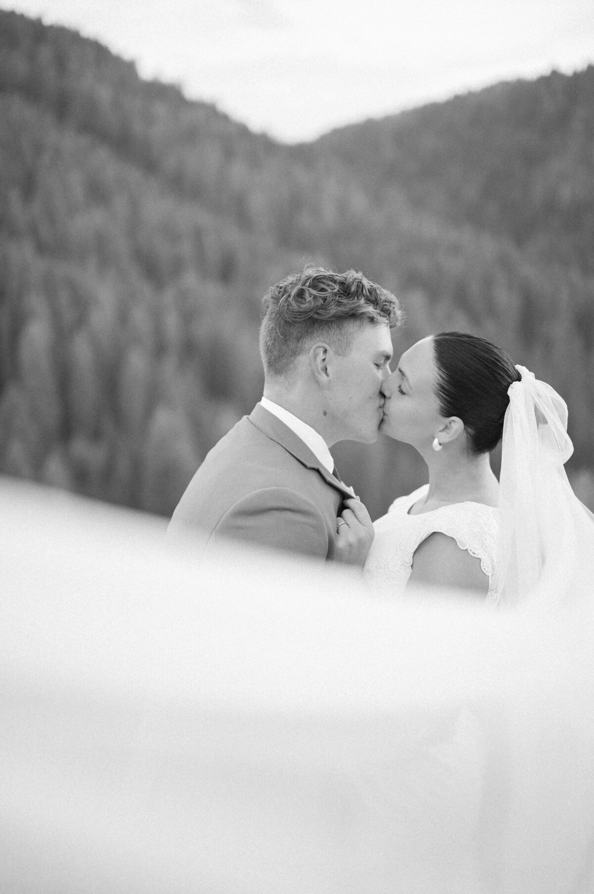 Ella & Kormic Bridals (236 of 300)