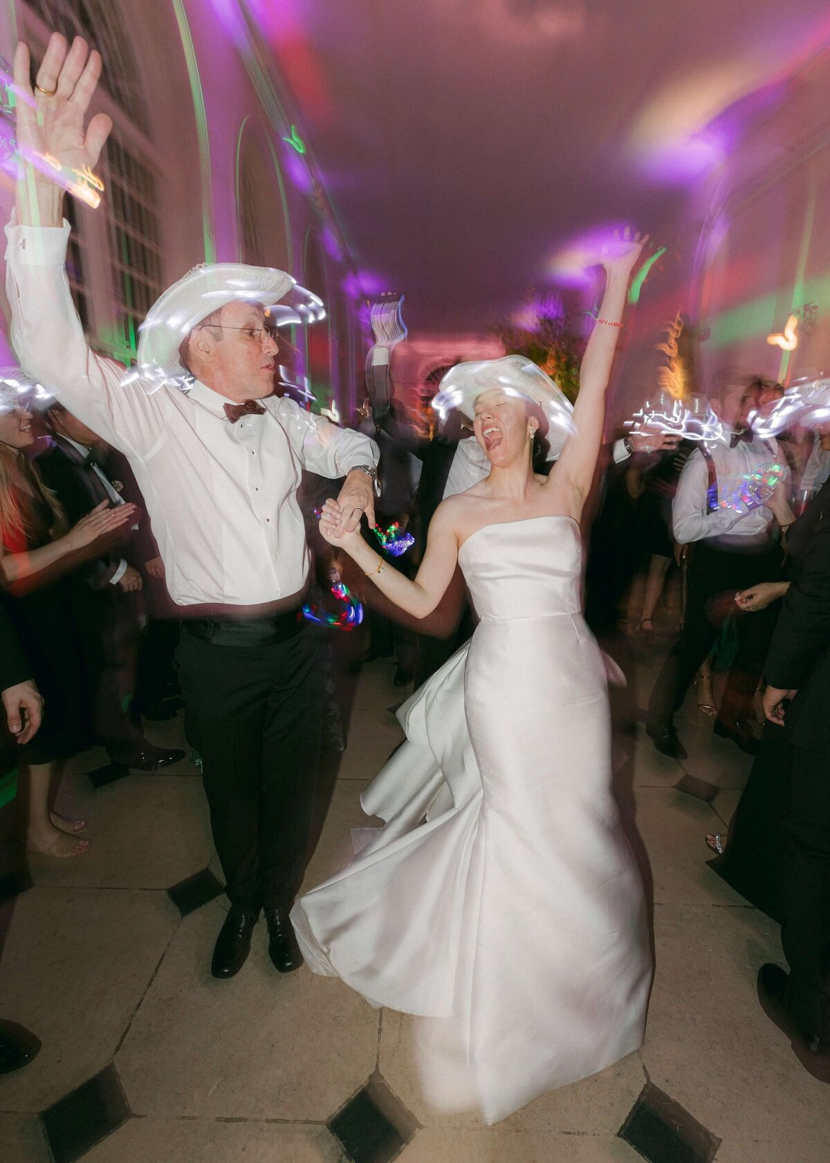 Anna-Vish-Wedding-Kew-Gardens-Chloe-Lowe-Photography-864