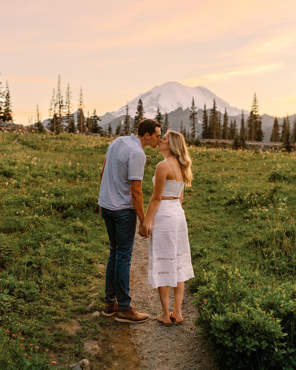 mount_rainier_national_park_engagement_session_05