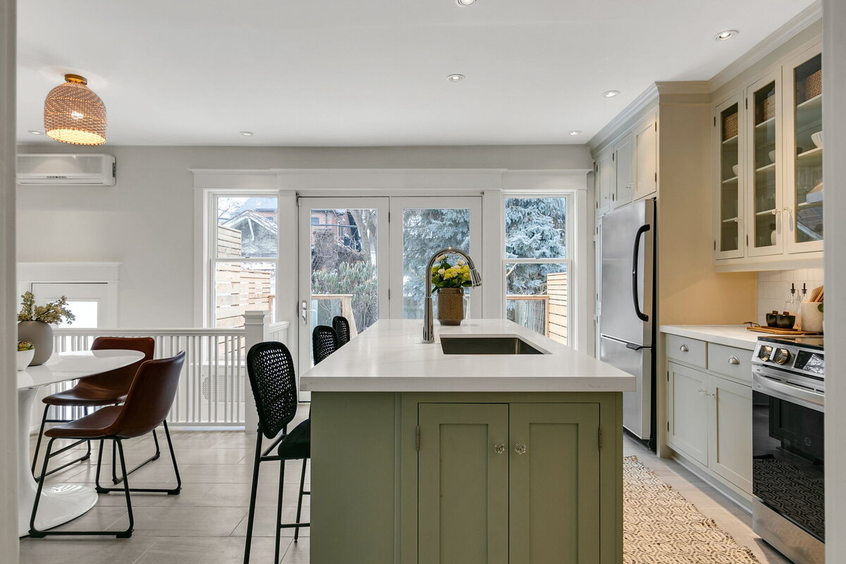 20-web-or-mls-15_003_Kitchen