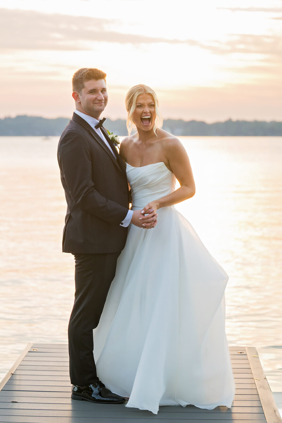 Wedding-at-The-Commodore-in-Hartland-WI-42