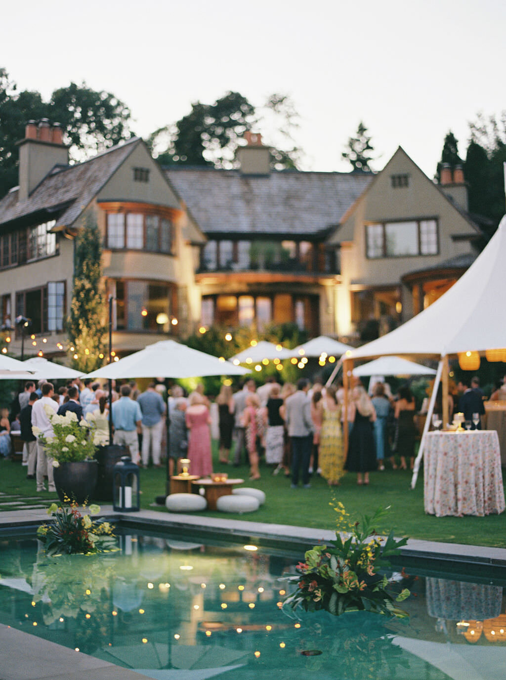 Portland-Oregon-wedding-welcome-party-32058_13