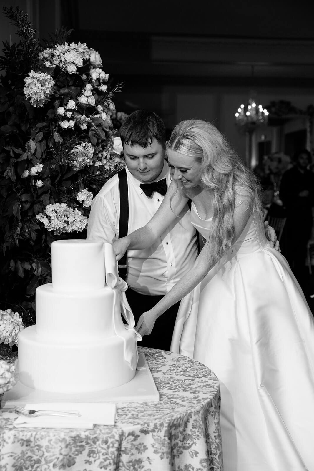 Tuxedo Club Wedding Photographer_Diana and Korey_0081