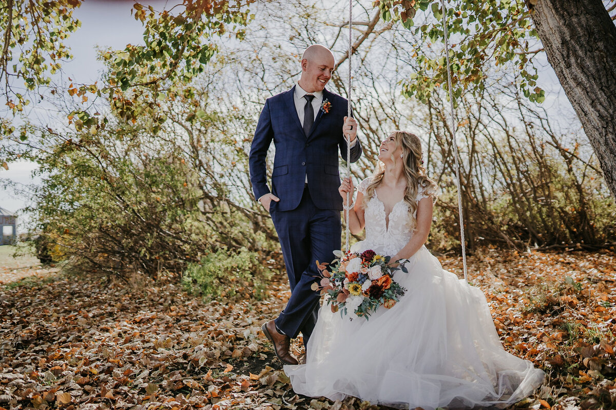 olds-willow-lane-barn-wedding-photographer-6