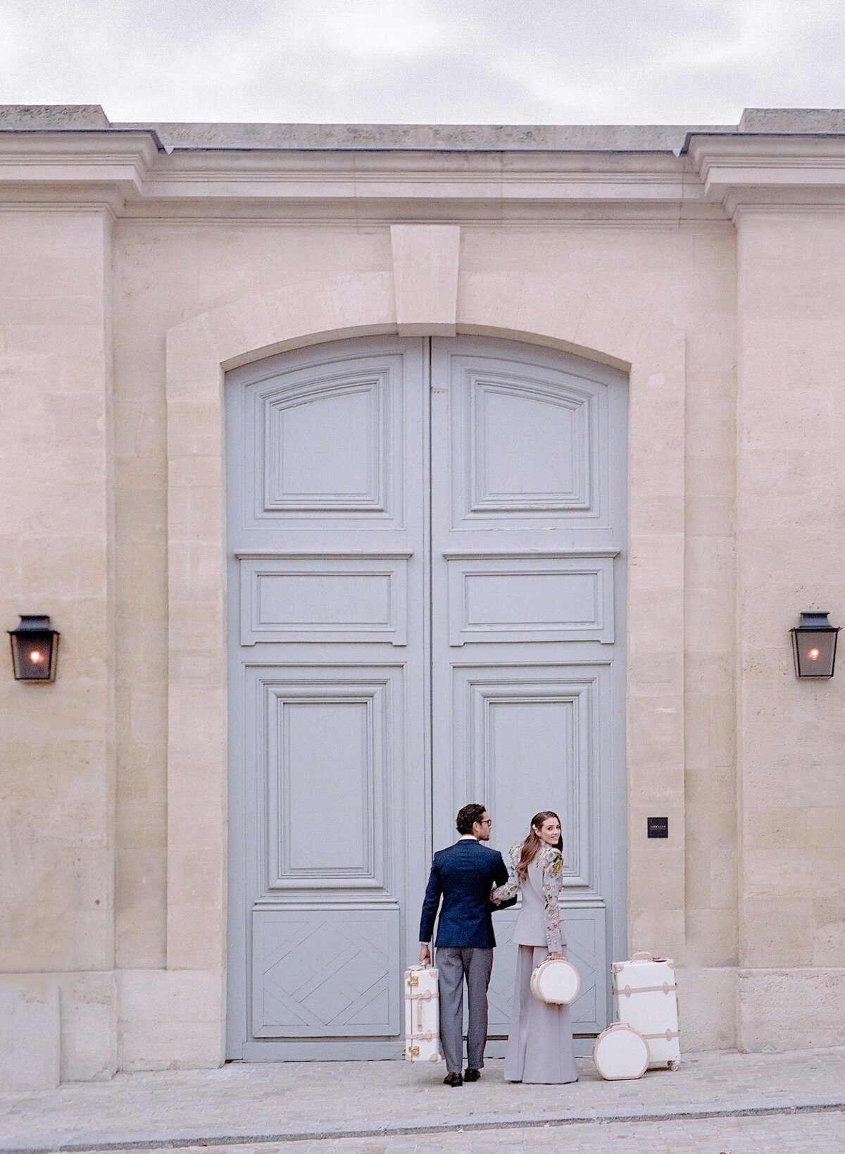 Molly-Carr-Photography-Versailles-Wedding-Photographer-12