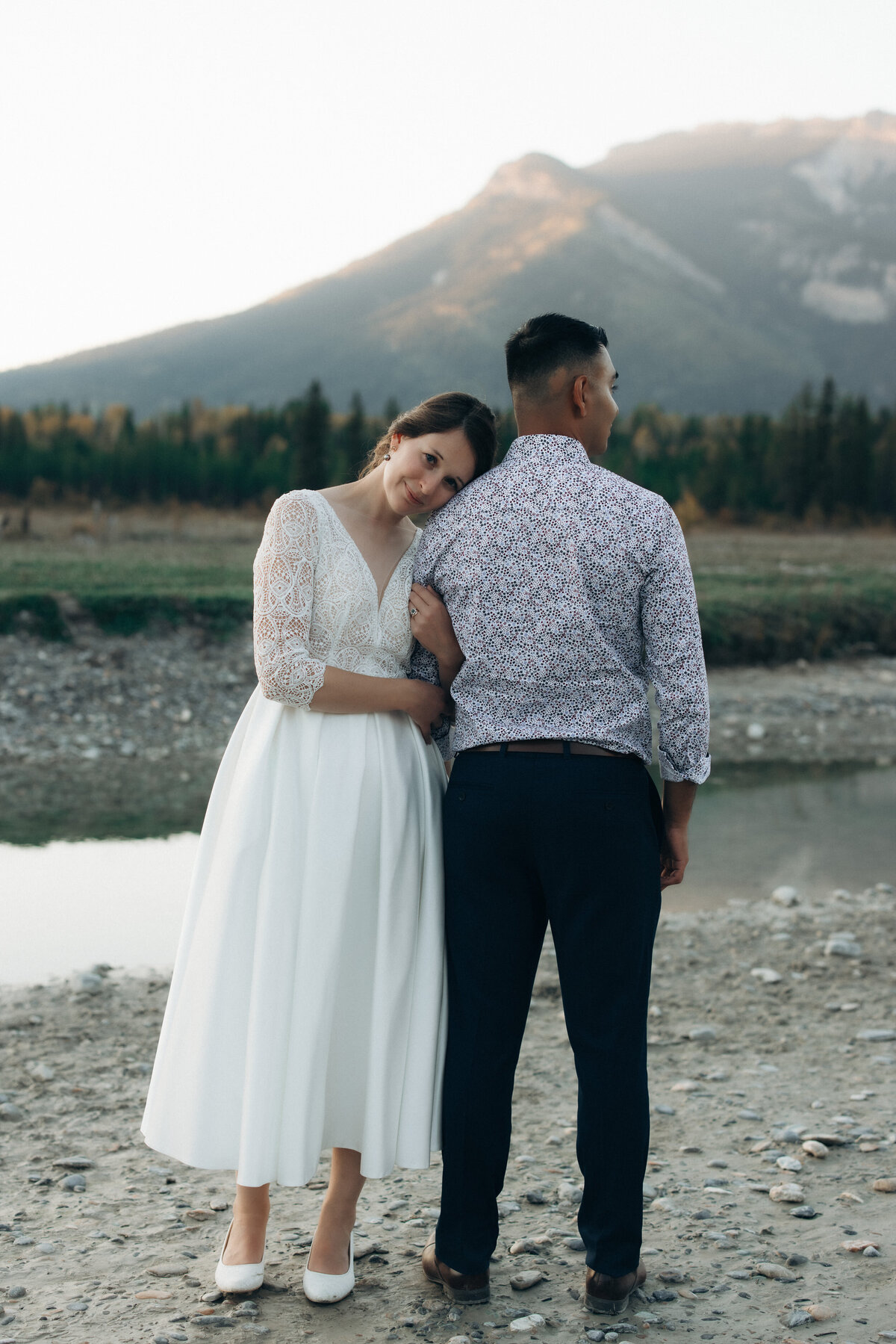 vpc-golden-bc-intimate-wedding-96