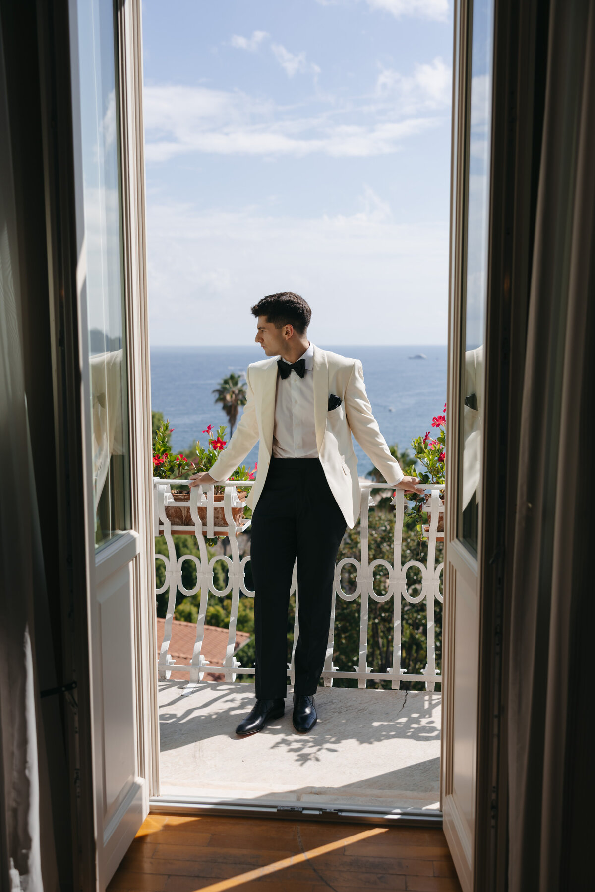 Cacie_Carroll@CacieCarrollPhotography_KriziaandNick_WeddingDayatVillaDurazzo_SantaMargheritaItaly-702