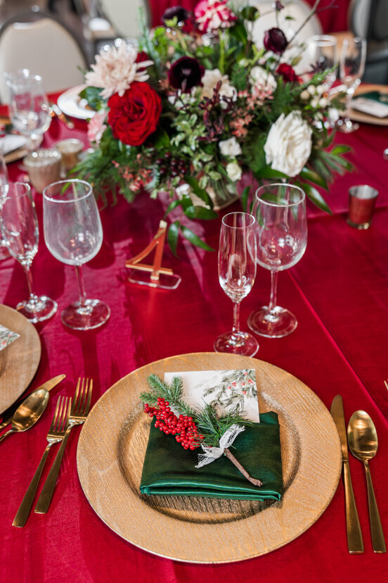 table-setting-christmas-themed-wedding