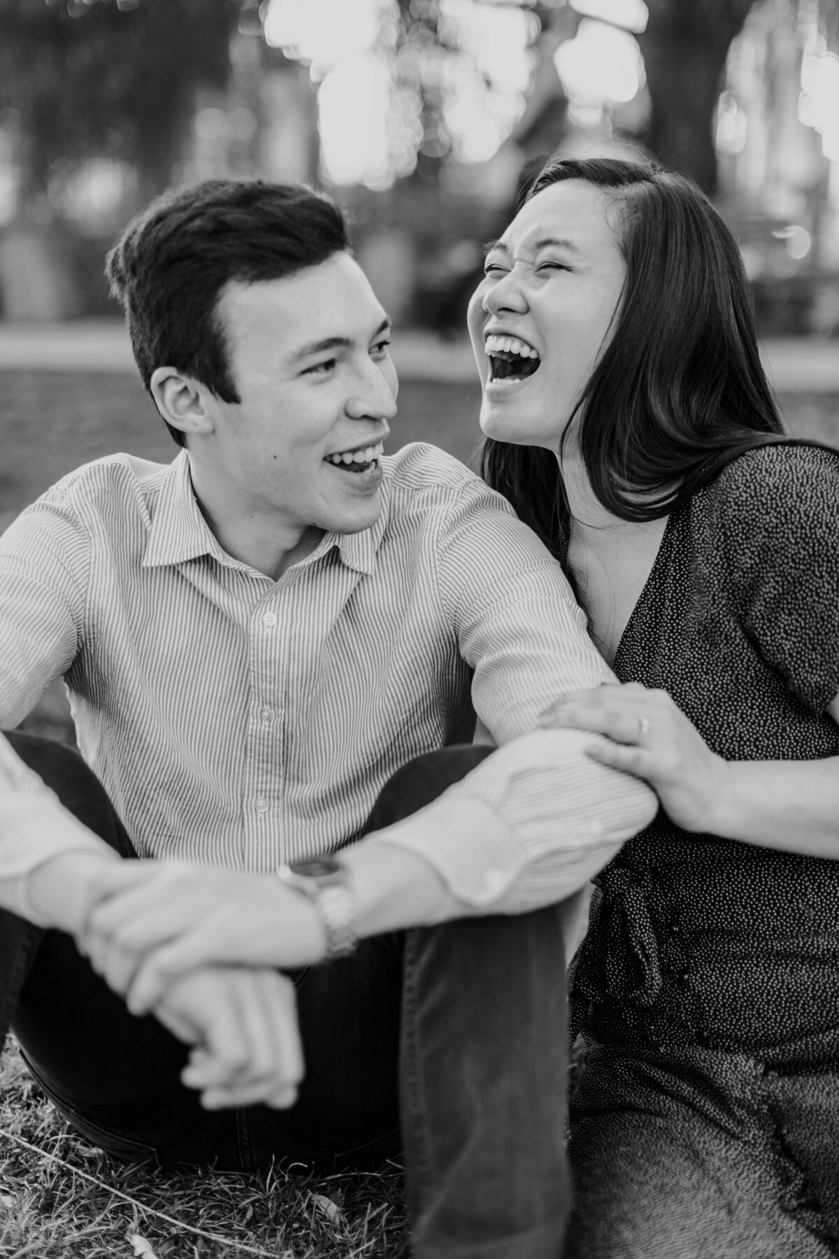 Becky_Collin_Navy_Yards_Park_The_Wharf_Washington_DC_Fall_Engagement_Session_AngelikaJohnsPhotography-7900-2