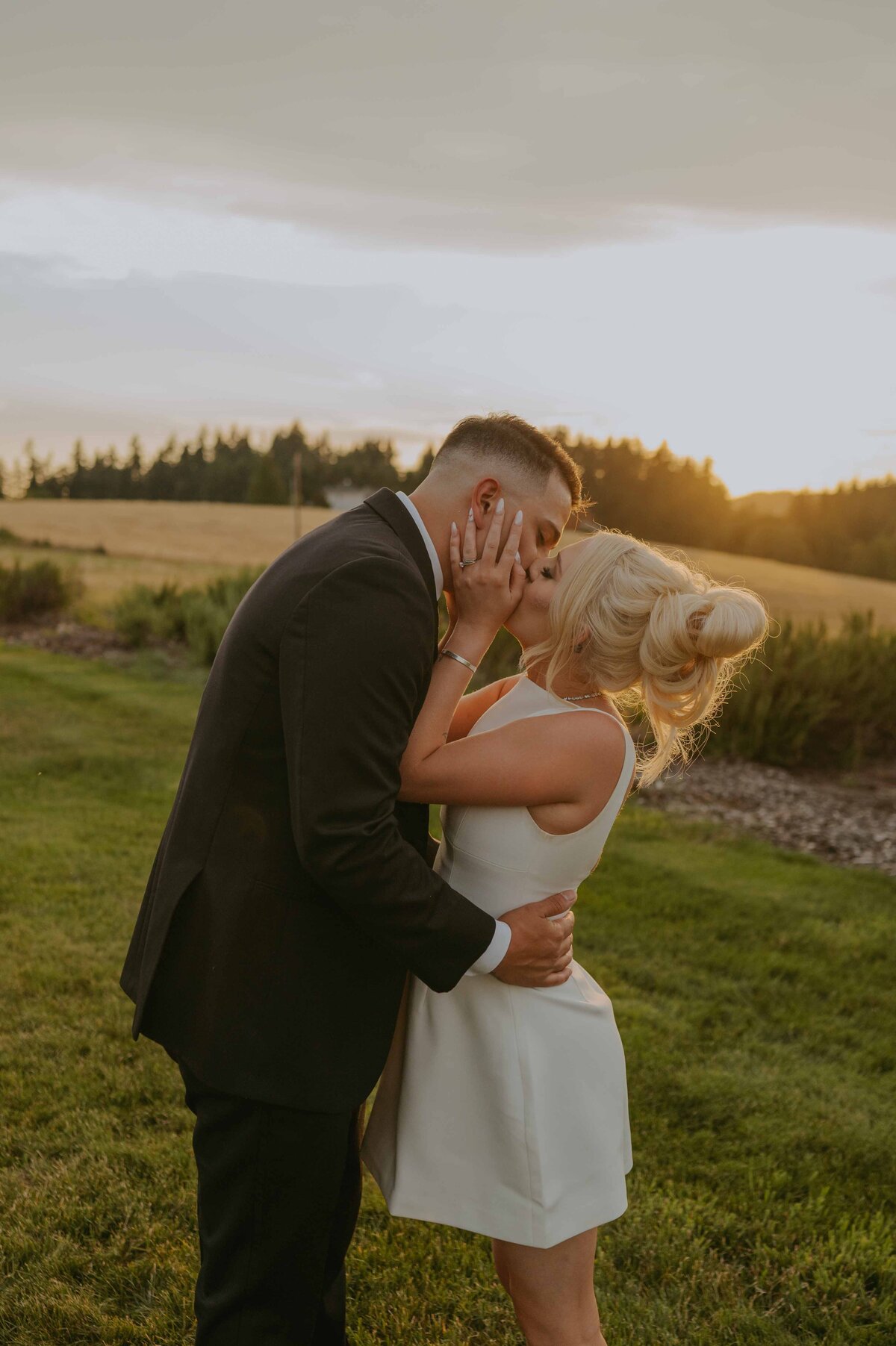 Chateau-de-Harpe-Wedding-Photos-67