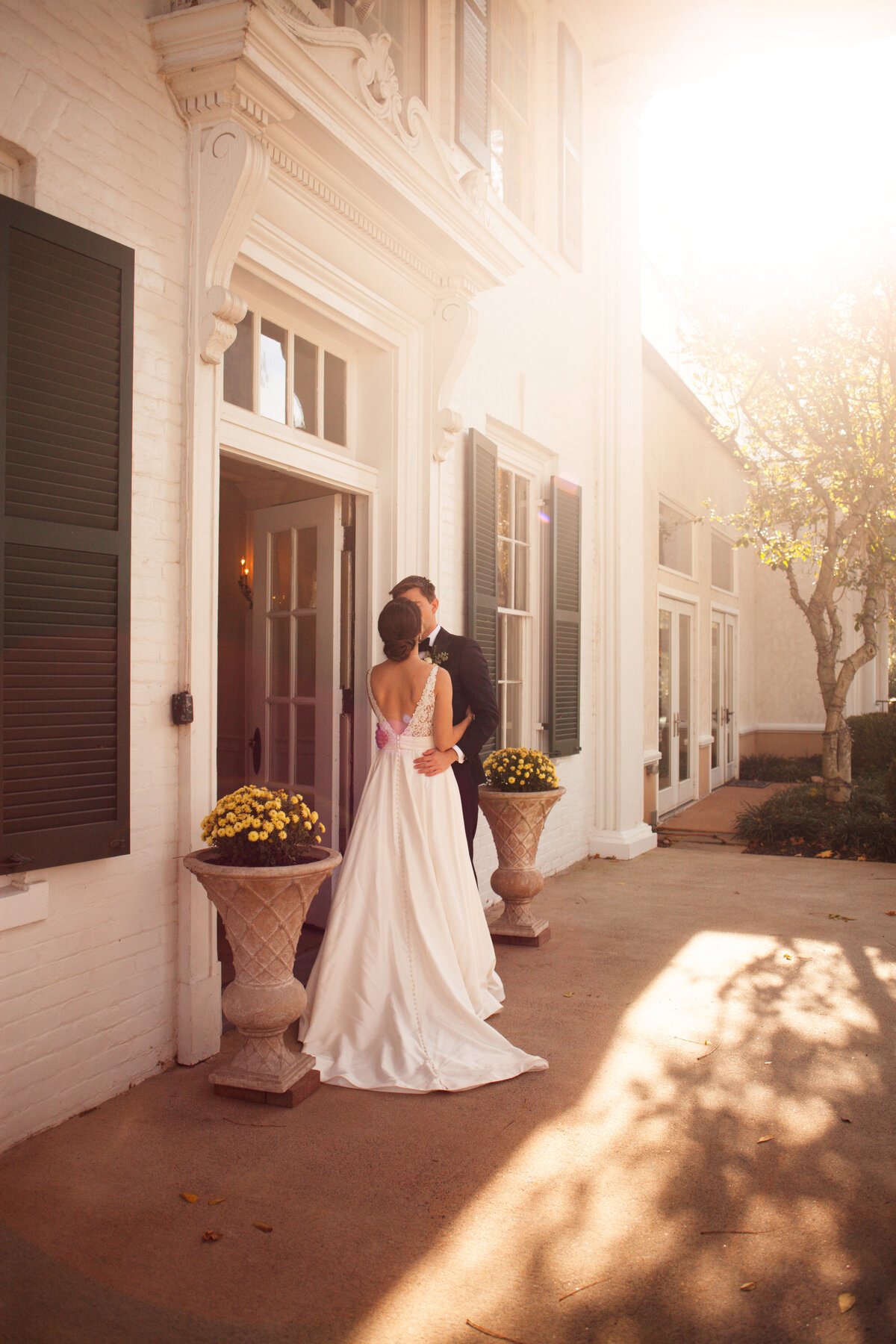 loudon county wedding photographer at whitehall estate