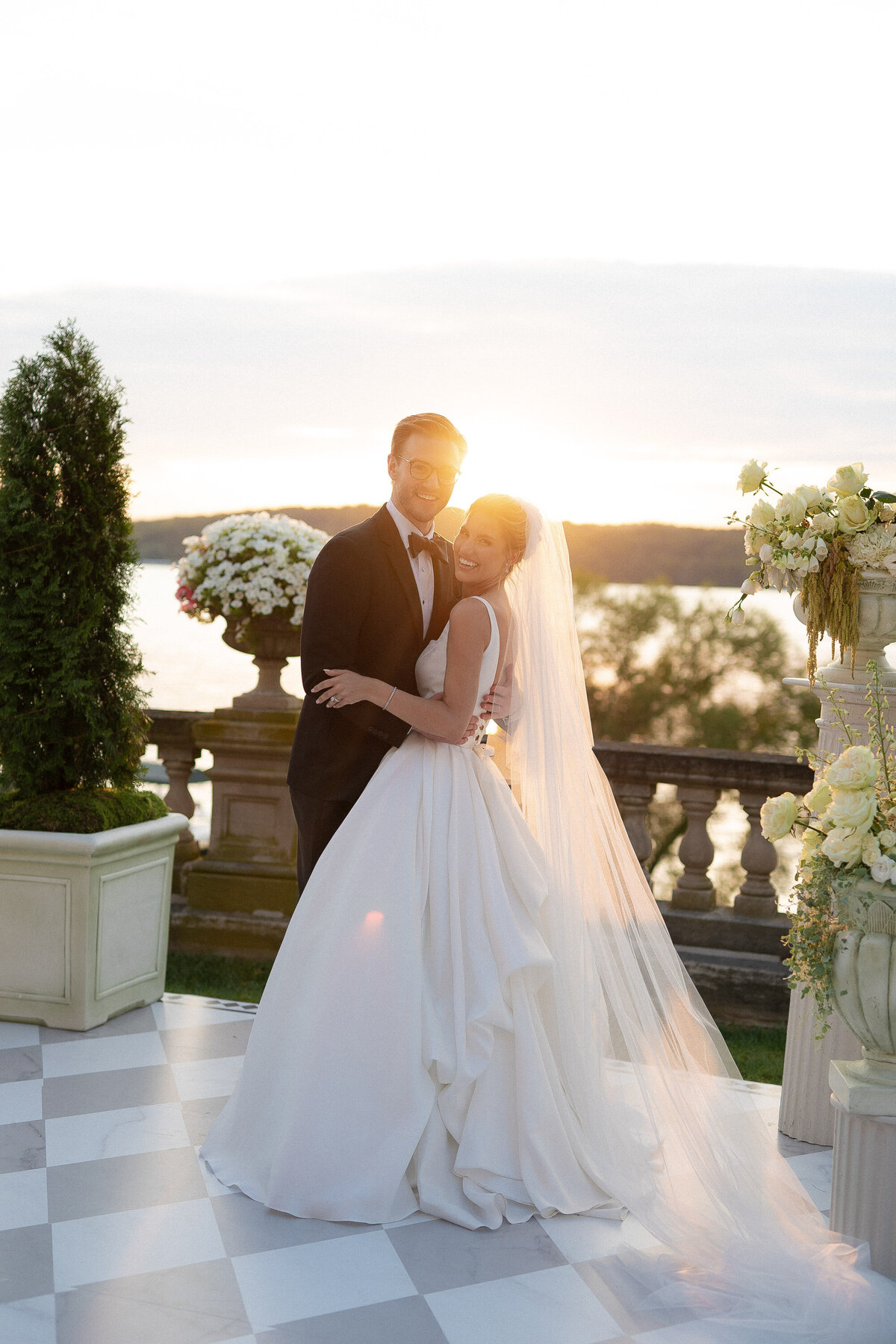 golden hour champagne ivory stone manor wedding lake geneva-69
