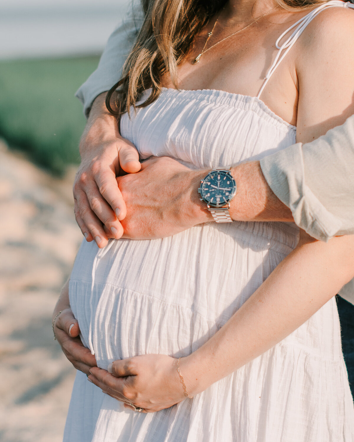 Maternity-WEB-Beach-Portraits-Erin-Belles-Photography-2025-14
