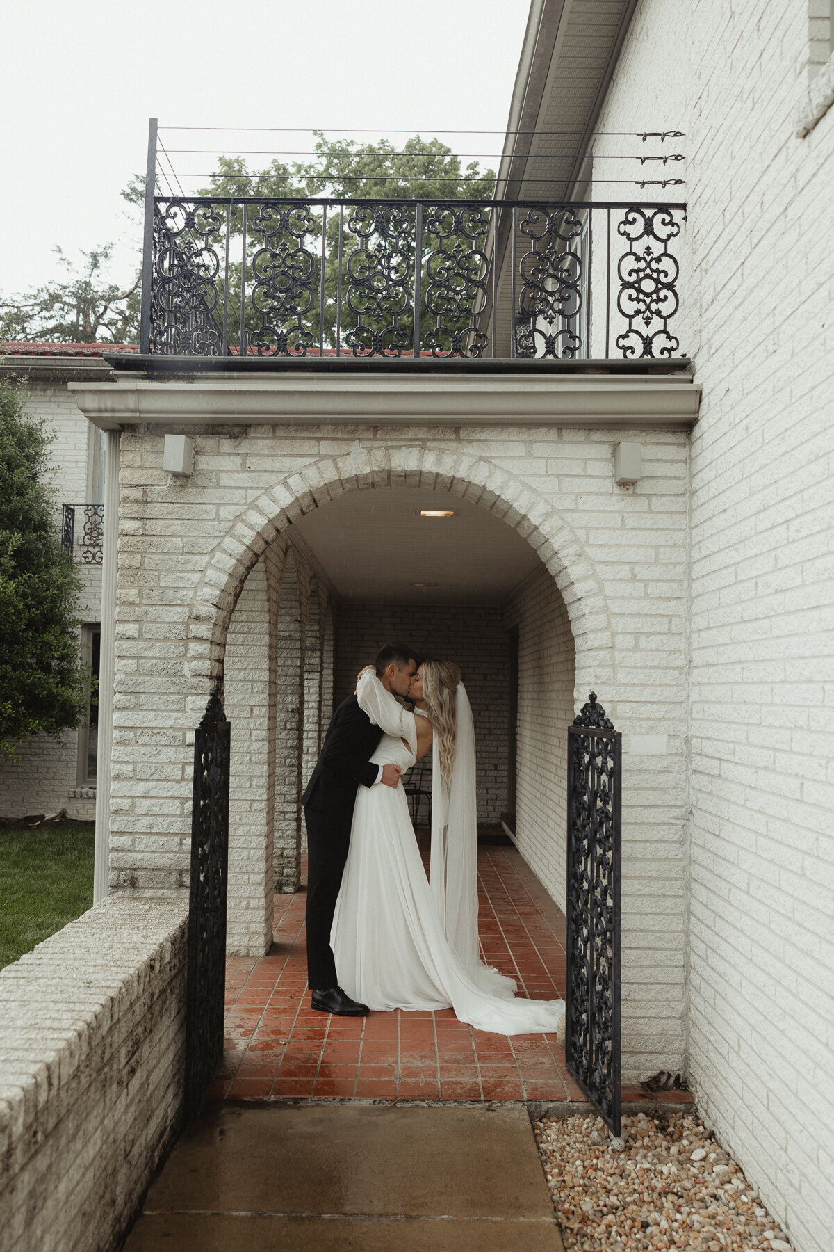 kansascitytravelingweddingphotographer-77