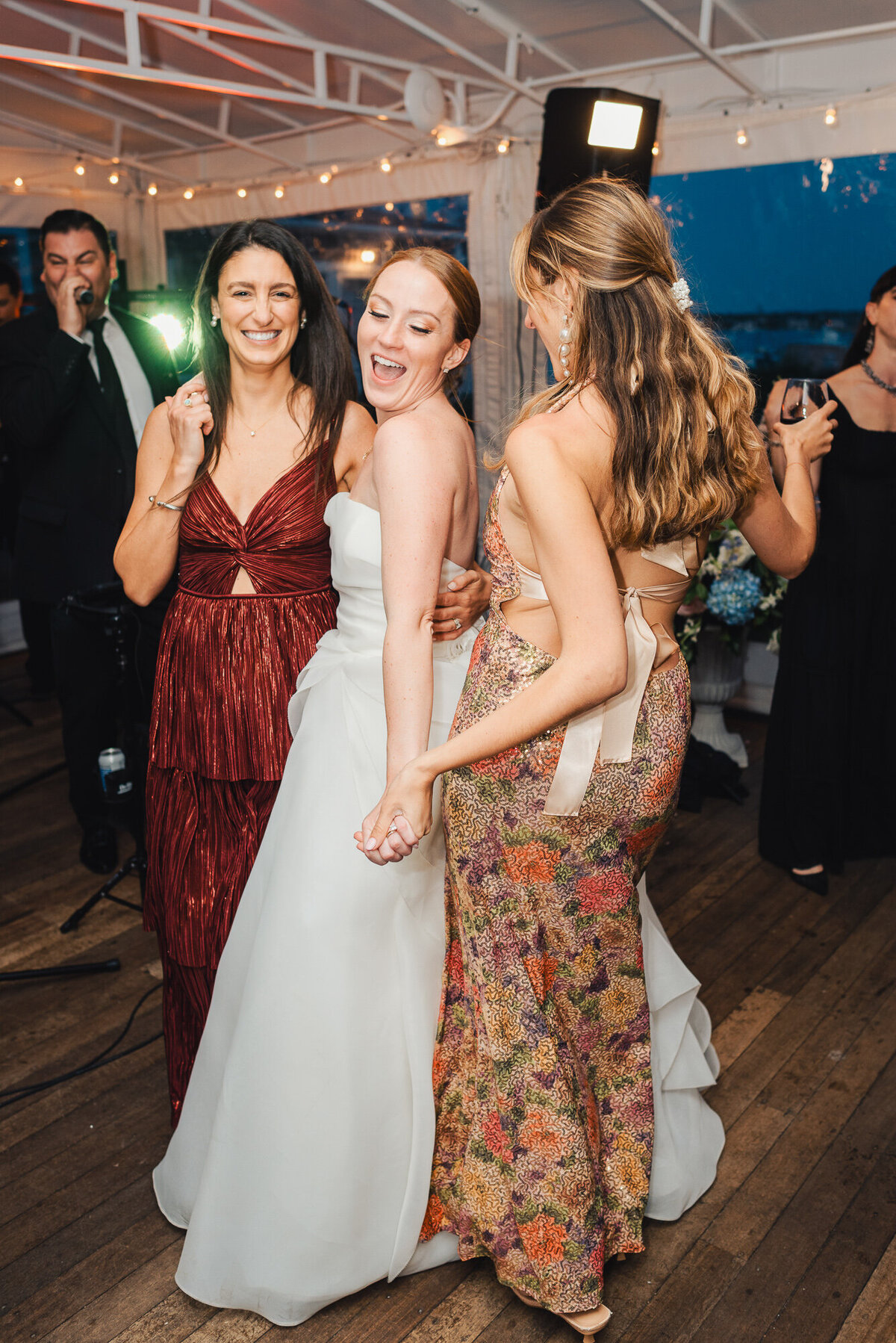 June-White-Elephant-Wedding-Zofia-048