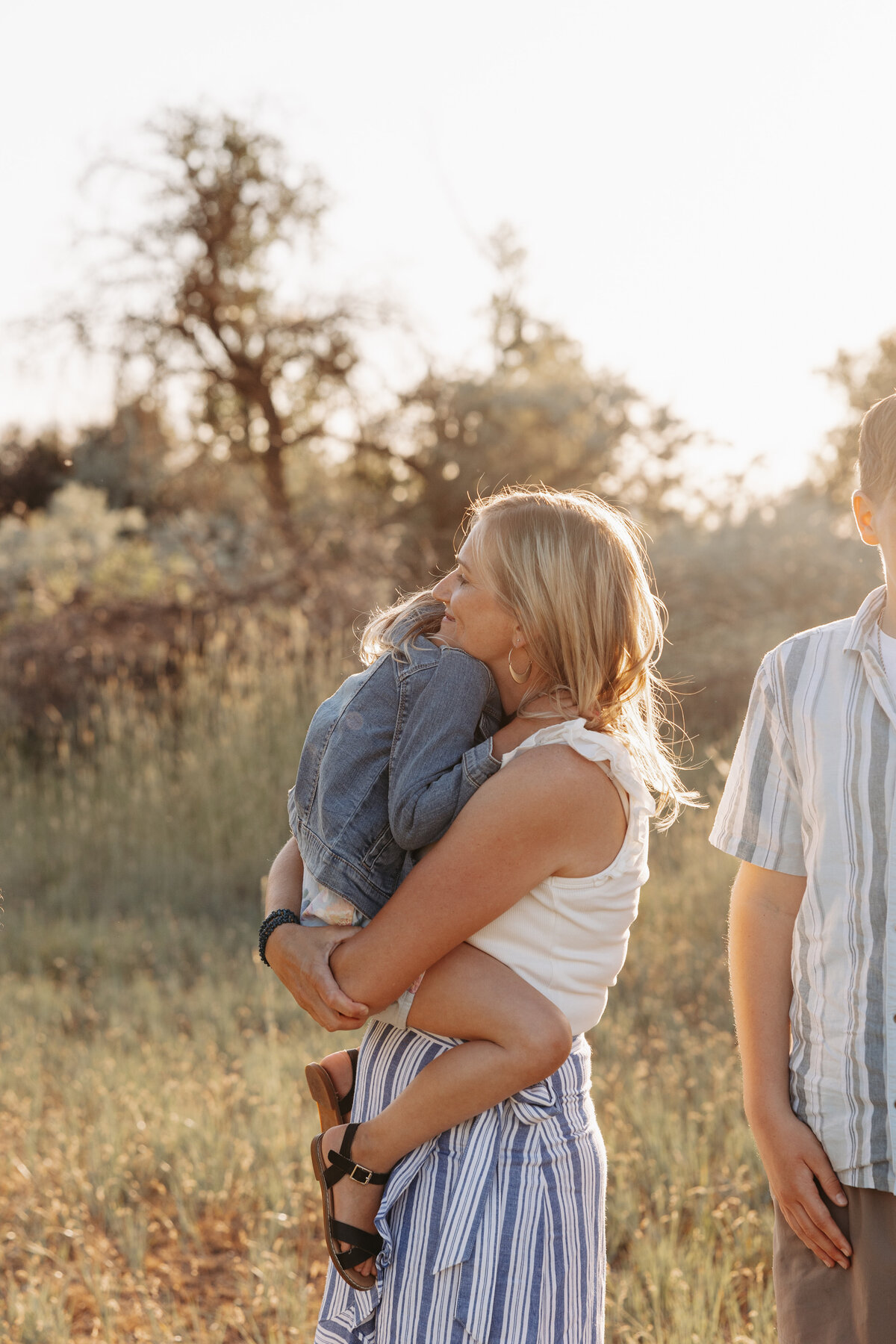 mom-son-photographer