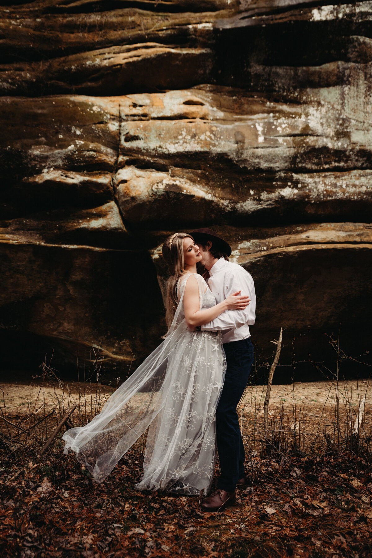 Celestial style elopement in Hocking HIlls cave.