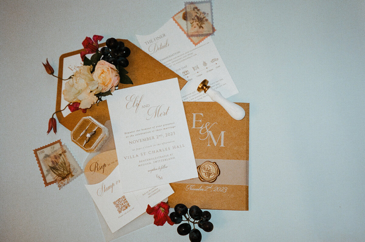 00007real-film-wedding-photos-lisa-lark-photography-st-charles-hall
