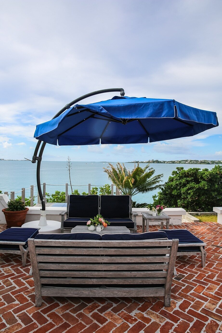 Revolve-Lunch-Bermuda-Dasfete-39