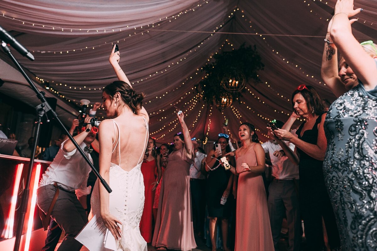 eolia-mansion-wedding-ct-harkness-park-dj-waterford-bride-sing