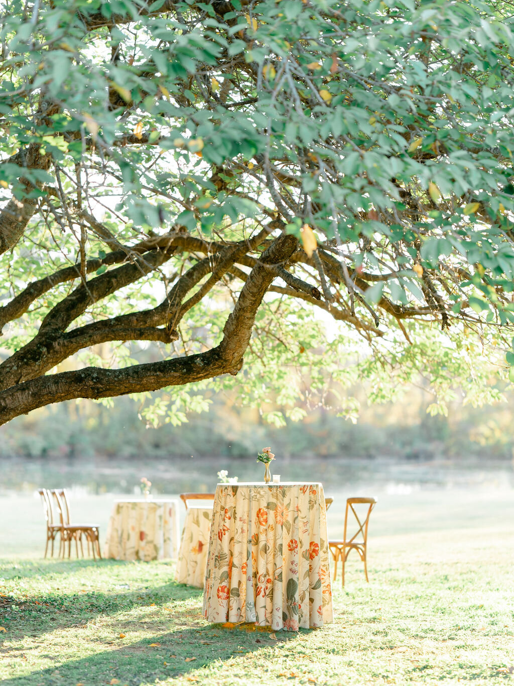 77_Kate Campbell Floral Autumnal Estate Wedding by Courtney Dueppengiesser photo