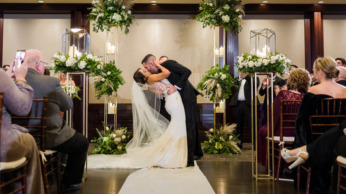 FoxBrazen_LawlerWedding_3654a