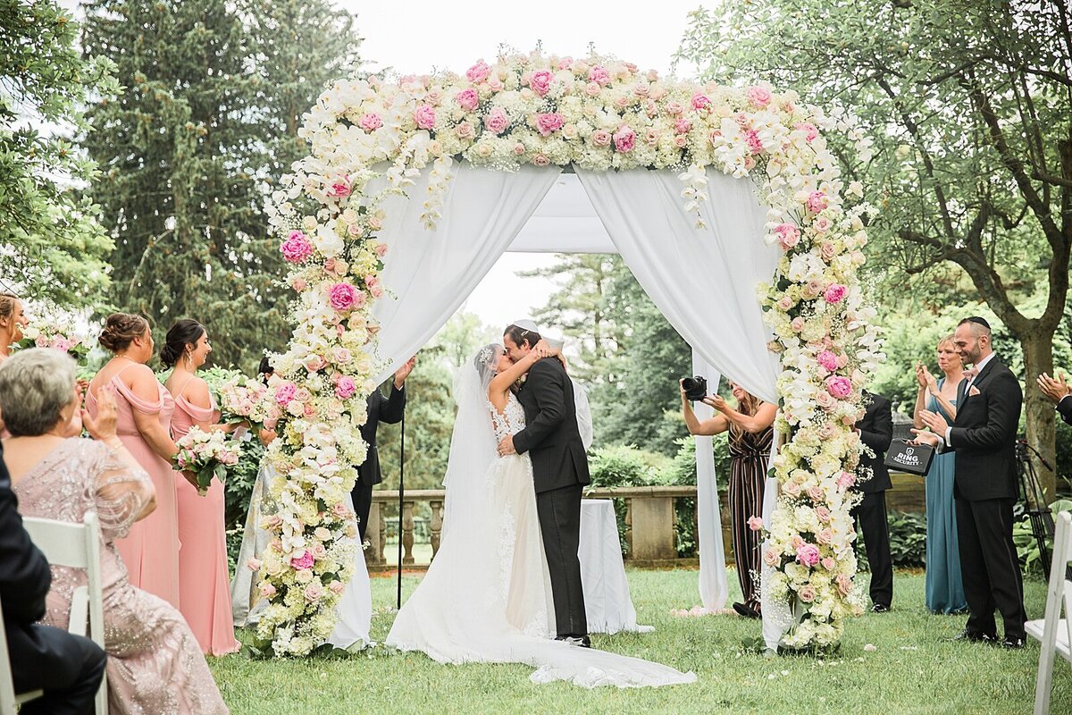New Jersey Wedding + The Castle at Skylands Manor +  Jewish Wedding + Summer +  Jewish Couples + Jewish Bride + Yael Pachino Photography LLC + Val and Matt_1128