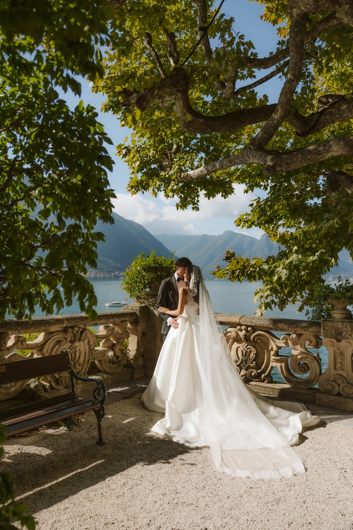 EBP-J+R-LakeComoWedding-143